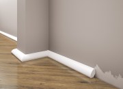 Skirting boards white painted from extruded polystyrene 19*19